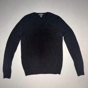 Saks Fifth Avenue Sweater Womens XS Black Cashmere V-Neck Quiet Luxury Classic